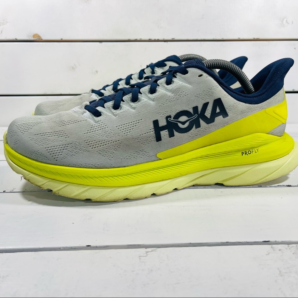 Hoka One Mens Mach 4 Running Shoes